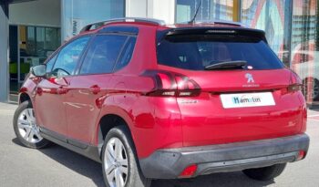 
									PEUGEOT 2008 complet								