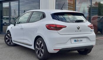 
									RENAULT Clio complet								