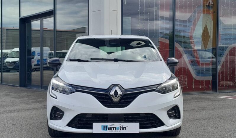 
								RENAULT Clio complet									