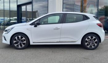 
									RENAULT Clio complet								