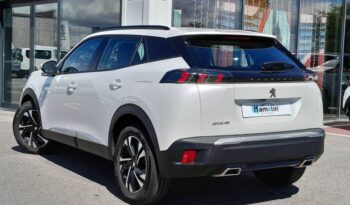 
									PEUGEOT 2008 complet								