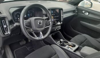 
									VOLVO XC40 complet								