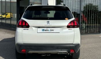 
									PEUGEOT 2008 complet								