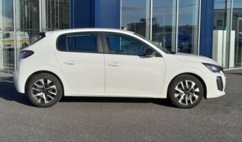 
									PEUGEOT 208 complet								