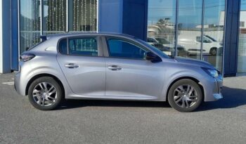 
									PEUGEOT 208 complet								