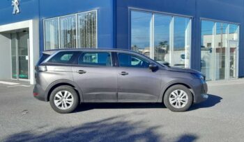 
									PEUGEOT 5008 complet								