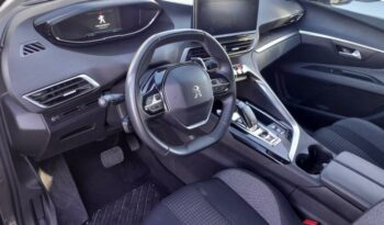 
									PEUGEOT 5008 complet								