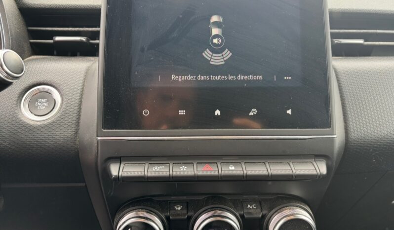 
								RENAULT CLIO V complet									