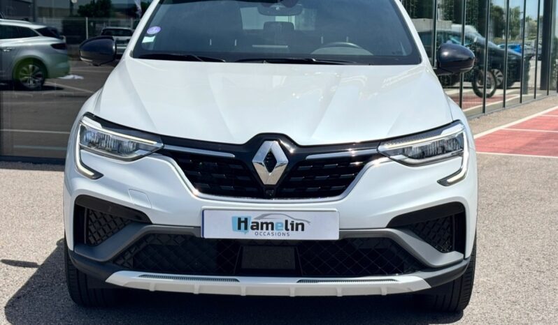 
								RENAULT ARKANA complet									