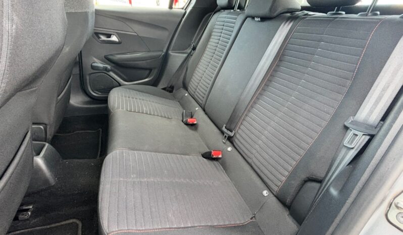 
								PEUGEOT 208 complet									