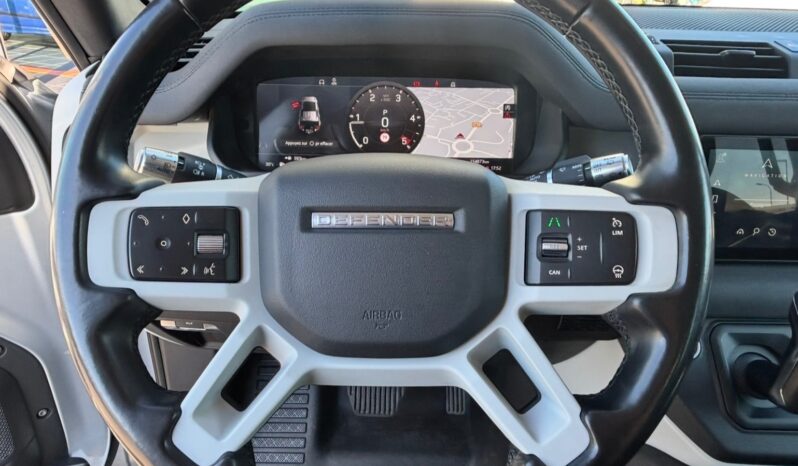 
								LAND ROVER DEFENDER complet									