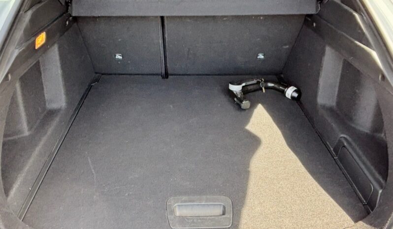 
								RENAULT ARKANA complet									