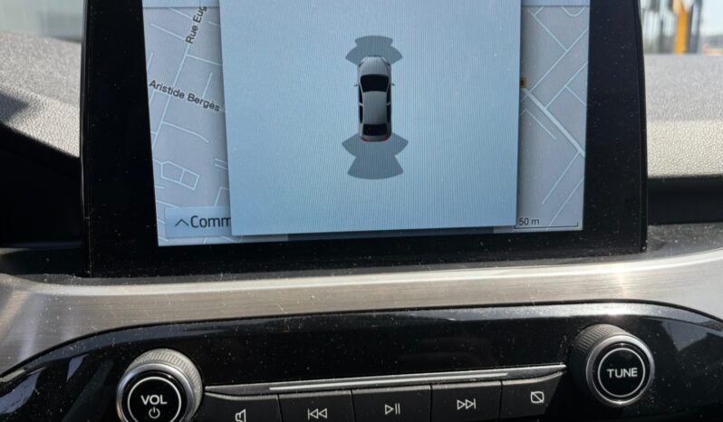 
								FORD KUGA complet									