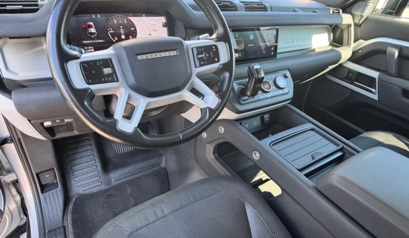 
								LAND ROVER DEFENDER complet									