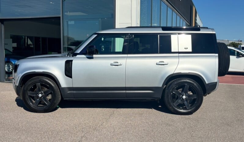 
								LAND ROVER DEFENDER complet									