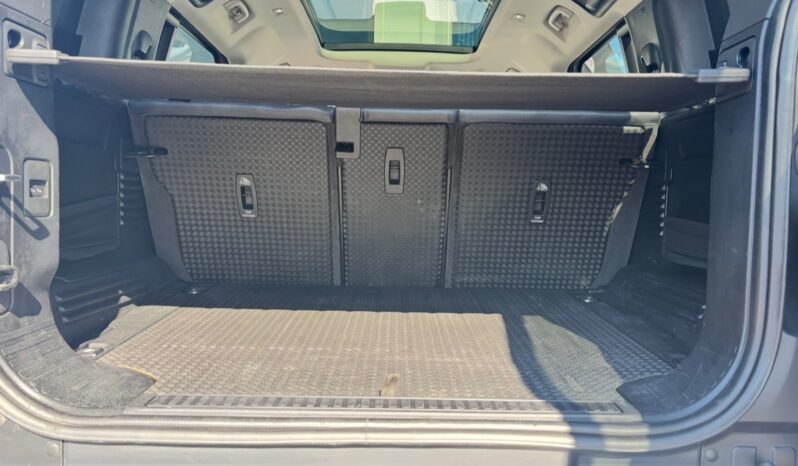 
								LAND ROVER DEFENDER complet									