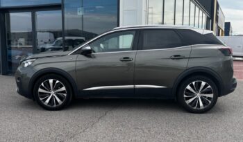 
									PEUGEOT 3008 complet								