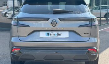 
									RENAULT AUSTRAL complet								
