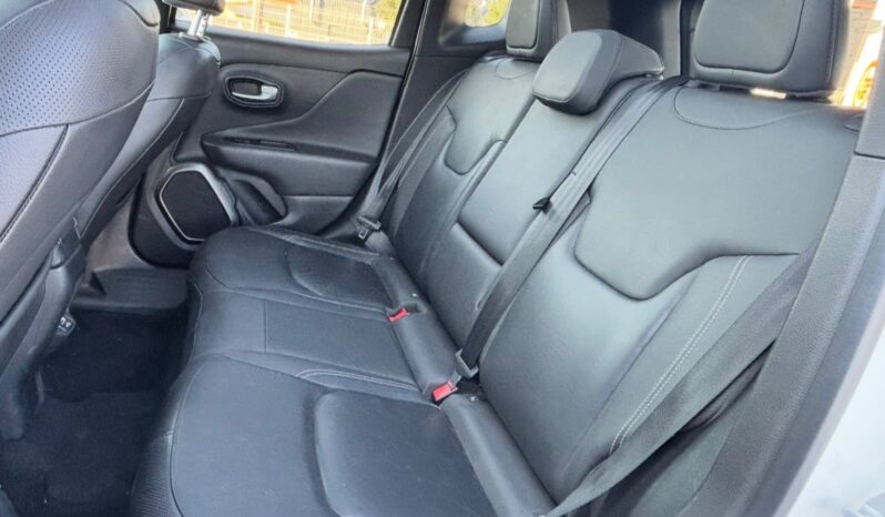 
								JEEP RENEGADE complet									