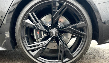 
									AUDI RS6 AVANT complet								