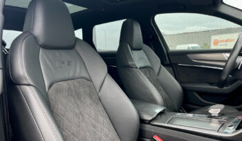 
									AUDI RS6 AVANT complet								