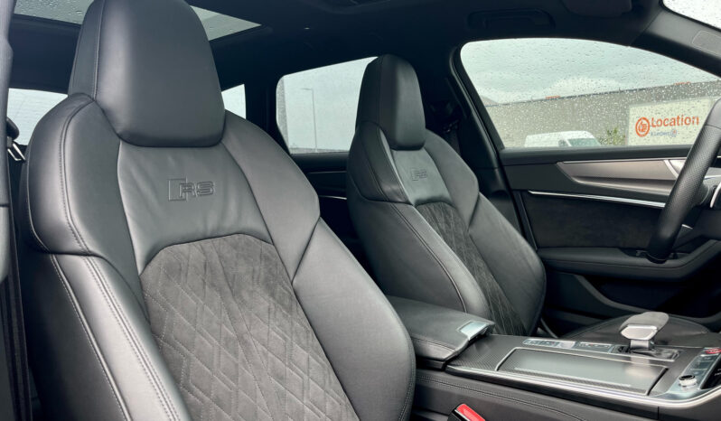 
								AUDI RS6 AVANT complet									