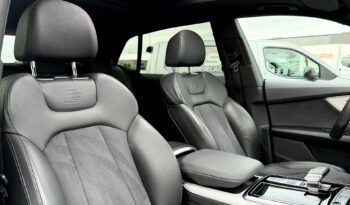 
									AUDI Q8 complet								