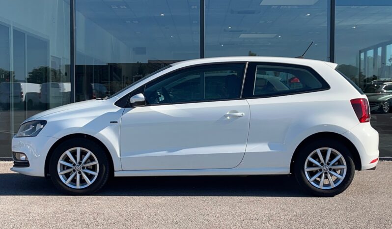 
								VOLKSWAGEN POLO complet									