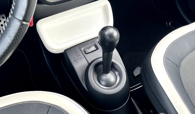 
								RENAULT TWINGO III complet									