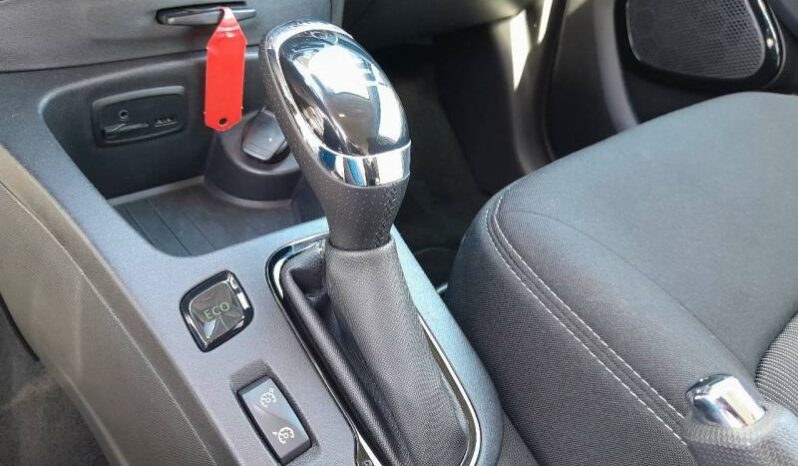 
								RENAULT ZOE complet									