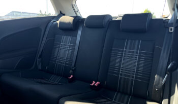 
									VOLKSWAGEN POLO complet								
