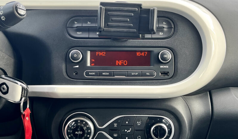 
								RENAULT TWINGO III complet									