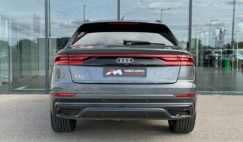 
									AUDI Q8 complet								