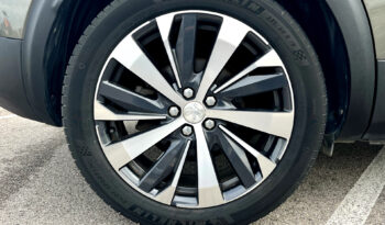 
									PEUGEOT 3008 complet								