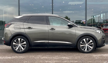 
									PEUGEOT 3008 complet								