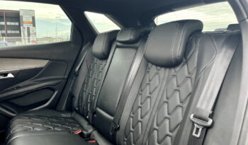 
									PEUGEOT 3008 complet								