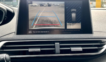 
									PEUGEOT 3008 complet								