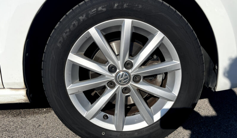 
								VOLKSWAGEN POLO complet									