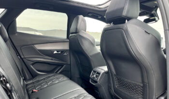 
									PEUGEOT 3008 complet								