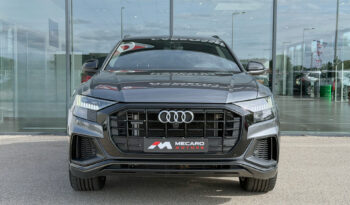 
									AUDI Q8 complet								