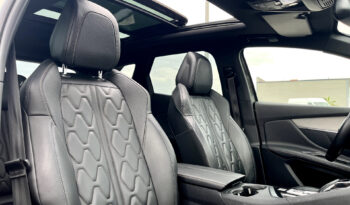
									PEUGEOT 3008 complet								