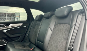 
									AUDI RS6 AVANT complet								