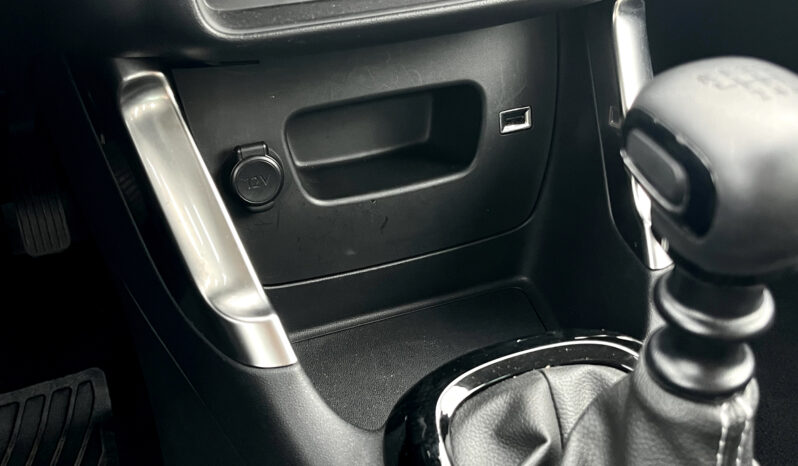 
								CITROEN C3 AIRCROSS complet									